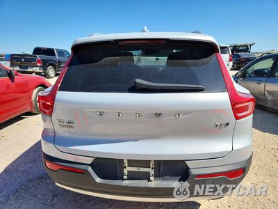 Zdjęcie 6 z 13 samochodu: 2020 VOLVO XC40 T5 MOMENTUM VIN:YV4162UK8L2287538 - miniatura