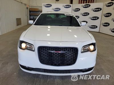 Piąte zdjęcie samochodu w środku: 2023 CHRYSLER 300 S VIN:2C3CCABG2PH657848 - miniatura