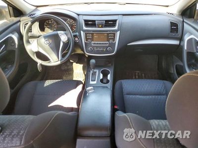 Zdjęcie 8 z 12 samochodu: 2016 NISSAN ALTIMA VIN:1N4AL3AP5GN325660 - miniatura