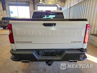 Zdjęcie 6 z 12 samochodu: 2019 CHEVROLET SILVERADO K1500 TRAIL BOSS CUSTOM VIN:1GCPYCEF1KZ283786 - miniatura