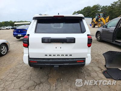 Zdjęcie 6 z 12 samochodu: 2026 TOYOTA 4RUNNER SR5 VIN:JTEVA5BR4T5107860 - miniatura