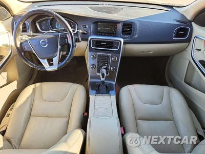 Zdjęcie 8 z 13 samochodu: 2015 VOLVO V60 PLATINUM VIN:YV140MED1F1213749 - miniatura