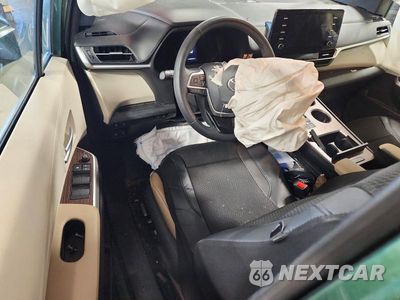 Zdjęcie 8 z 13 samochodu: 2021 TOYOTA SIENNA XLE VIN:5TDYSKFC5MS036652 - miniatura
