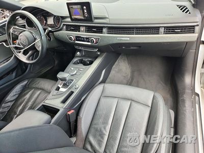 Zdjęcie 8 z 12 samochodu: 2018 AUDI A5 PREMIUM VIN:WAUNNAF56JA025557 - miniatura