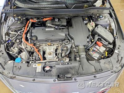 Zdjęcie 11 z 12 samochodu: 2018 HONDA ACCORD HYBRID EX VIN:1HGCV3F40JA008560 - miniatura