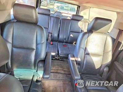 Zdjęcie 10 z 13 samochodu: 2013 CHEVROLET SUBURBAN K1500 LTZ VIN:1GNSKKE79DR100739 - miniatura