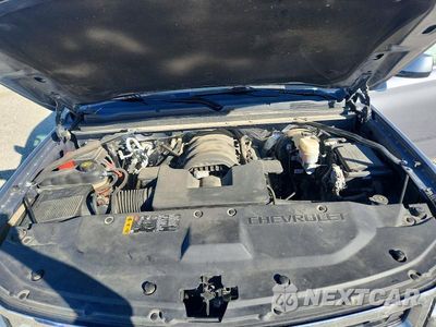 Zdjęcie 12 z 13 samochodu: 2018 CHEVROLET SUBURBAN K1500 LT VIN:1GNSKHKC1JR182191 - miniatura