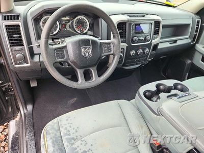 Zdjęcie 8 z 12 samochodu: 2015 RAM 1500 ST VIN:3C6JR6AGXFG580944 - miniatura