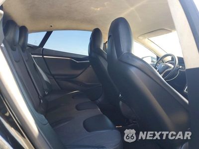 Zdjęcie 10 z 12 samochodu: 2016 TESLA MODEL S VIN:5YJSA1E15GF142479 - miniatura