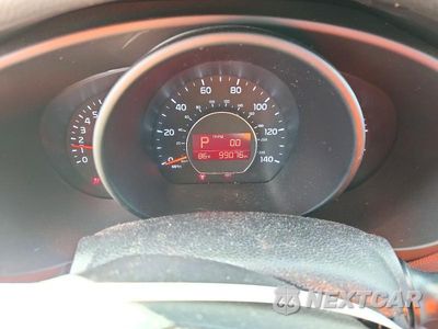 Zdjęcie 9 z 12 samochodu: 2014 KIA SOUL BASE VIN:KNDJN2A27E7720704 - miniatura