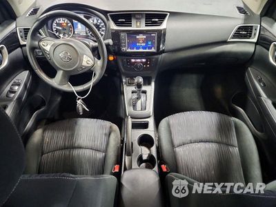 Zdjęcie 8 z 12 samochodu: 2019 NISSAN SENTRA SV VIN:3N1AB7AP4KY436008 - miniatura