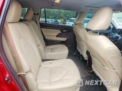 Zdjęcie 11 z 13 samochodu: 2020 TOYOTA HIGHLANDER XLE VIN:5TDGZRAHXLS506174 - miniatura