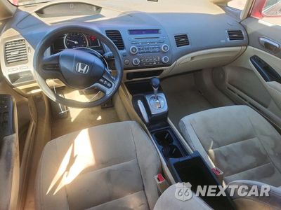 Zdjęcie 8 z 12 samochodu: 2008 HONDA CIVIC LX VIN:2HGFA16578H535397 - miniatura