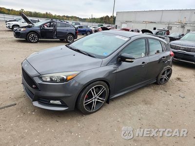 2016 FORD FOCUS ST 1FADP3L9XGL363414 - główne zdjęcie licytacji z USA - miniatura