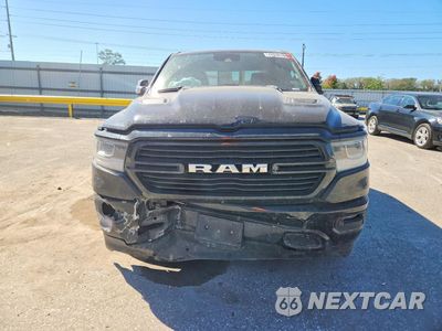 Piąte zdjęcie samochodu w środku: 2023 RAM 1500 LARAMIE VIN:1C6SRFRTXPN658041 - miniatura