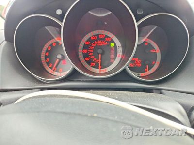 Zdjęcie 9 z 12 samochodu: 2007 MAZDA 3 HATCHBACK VIN:JM1BK344571767770 - miniatura