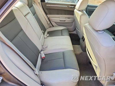 Zdjęcie 10 z 12 samochodu: 2008 CHRYSLER 300 TOURING VIN:2C3LA53G48H334799 - miniatura