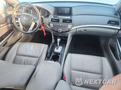Zdjęcie 8 z 12 samochodu: 2009 HONDA ACCORD VIN:5KBCP36849B002325 - miniatura