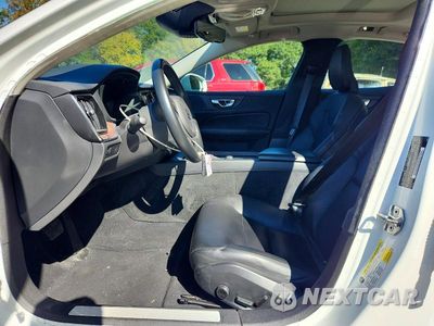 Zdjęcie 7 z 12 samochodu: 2021 VOLVO S60 T5 MOMENTUM VIN:7JR102FK1MG081775 - miniatura