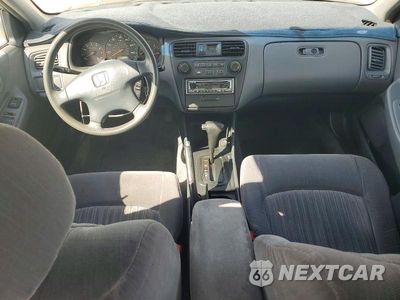 Zdjęcie 8 z 12 samochodu: 1998 HONDA ACCORD LX VIN:1HGCG5645WA035850 - miniatura