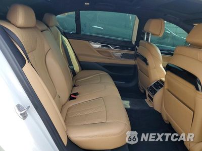 Zdjęcie 10 z 12 samochodu: 2019 BMW 750 XI VIN:WBA7F2C53KB240535 - miniatura