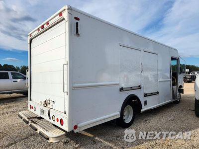 Trzecie zdjęcie samochodu z tyłu: 2007 FREIGHTLINER MT45 CHASSIS DELIVERY TRUCK VIN:4UZAANBW67CY45049 - miniatura