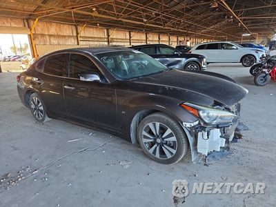Czwarte zdjęcie samochodu z boku: 2017 INFINITI Q70 3.7 VIN:JN1BY1AP8HM740468 - miniatura