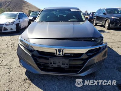 Piąte zdjęcie samochodu w środku: 2018 HONDA ACCORD LX VIN:1HGCV1F17JA157350 - miniatura