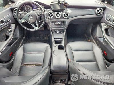 Zdjęcie 8 z 12 samochodu: 2014 MERCEDES-BENZ CLA 250 VIN:WDDSJ4EB4EN065439 - miniatura