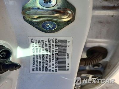 Zdjęcie 12 z 12 samochodu: 2016 HONDA CIVIC EX VIN:19XFC2F7XGE237629 - miniatura
