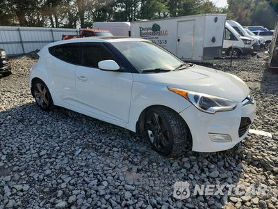 Czwarte zdjęcie samochodu z boku: 2012 HYUNDAI VELOSTER BASE VIN:KMHTC6AD4CU048540 - miniatura