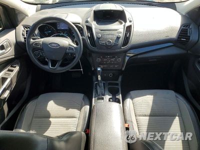 Zdjęcie 8 z 12 samochodu: 2018 FORD ESCAPE SE VIN:1FMCU0GD3JUB26188 - miniatura