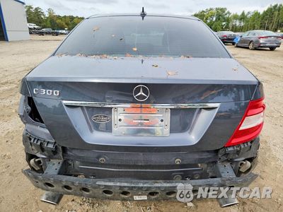 Zdjęcie 6 z 13 samochodu: 2010 MERCEDES-BENZ C 300 VIN:WDDGF5EB9AA401360 - miniatura