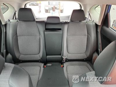 Zdjęcie 10 z 13 samochodu: 2023 KIA SELTOS S VIN:KNDEU2AA2P7418607 - miniatura