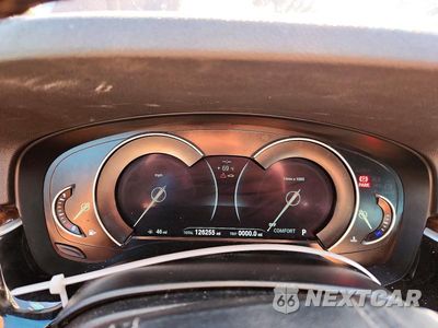 Zdjęcie 9 z 12 samochodu: 2017 BMW 540 XI VIN:WBAJE7C37HG889755 - miniatura