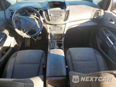 Zdjęcie 8 z 13 samochodu: 2018 FORD ESCAPE SE VIN:1FMCU0GD5JUA43409 - miniatura