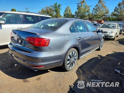 Trzecie zdjęcie samochodu z tyłu: 2015 VOLKSWAGEN JETTA HYBRID VIN:3VW637AJ0FM328846 - miniatura