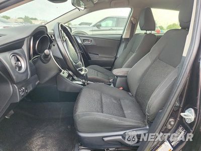 Zdjęcie 7 z 13 samochodu: 2018 TOYOTA COROLLA IM BASE VIN:JTNKARJEXJJ556747 - miniatura