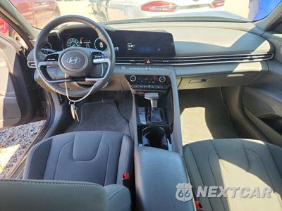 Zdjęcie 8 z 12 samochodu: 2025 HYUNDAI ELANTRA SEL VIN:KMHLS4DG3SU906687 - miniatura