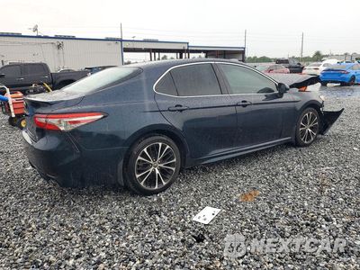 Trzecie zdjęcie samochodu z tyłu: 2018 TOYOTA CAMRY SE VIN:4T1B11HK0JU597156 - miniatura