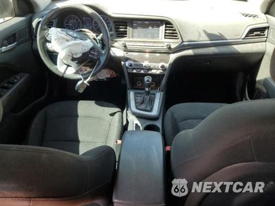 Zdjęcie 8 z 13 samochodu: 2020 HYUNDAI ELANTRA VALUE EDITION VIN:5NPD84LF1LH596678 - miniatura