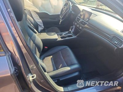 Zdjęcie 7 z 13 samochodu: 2020 HONDA ACCORD SPORT VIN:1HGCV1F31LA140659 - miniatura