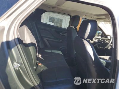 Zdjęcie 10 z 12 samochodu: 2017 JAGUAR F-PACE PREMIUM VIN:SADCJ2BN3HA089362 - miniatura