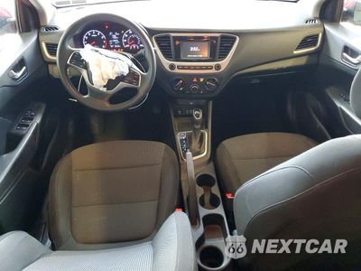 Zdjęcie 8 z 13 samochodu: 2020 HYUNDAI ACCENT SE VIN:3KPC24A67LE110170 - miniatura