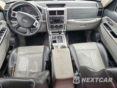 Zdjęcie 8 z 12 samochodu: 2008 JEEP LIBERTY LIMITED VIN:1J8GN58KX8W225921 - miniatura
