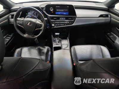 Zdjęcie 8 z 13 samochodu: 2022 LEXUS ES 300H BASE VIN:58ADA1C19NU018994 - miniatura