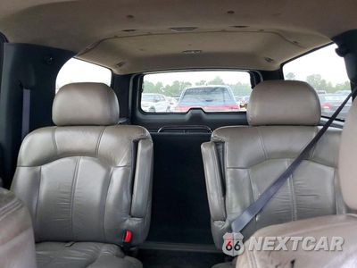 Zdjęcie 10 z 13 samochodu: 2002 CHEVROLET SUBURBAN C1500 VIN:3GNEC16Z42G324258 - miniatura