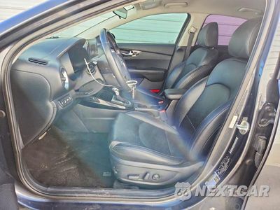 Zdjęcie 7 z 12 samochodu: 2019 KIA FORTE EX VIN:3KPF54AD4KE028396 - miniatura