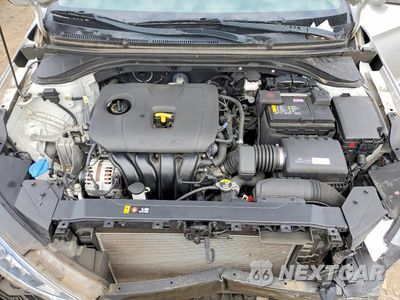 Zdjęcie 11 z 12 samochodu: 2019 HYUNDAI ELANTRA SE VIN:KMHD74LF0KU775314 - miniatura