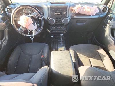 Zdjęcie 8 z 13 samochodu: 2018 JEEP WRANGLER UNLIMITED SPORT VIN:1C4BJWDG3JL850933 - miniatura
